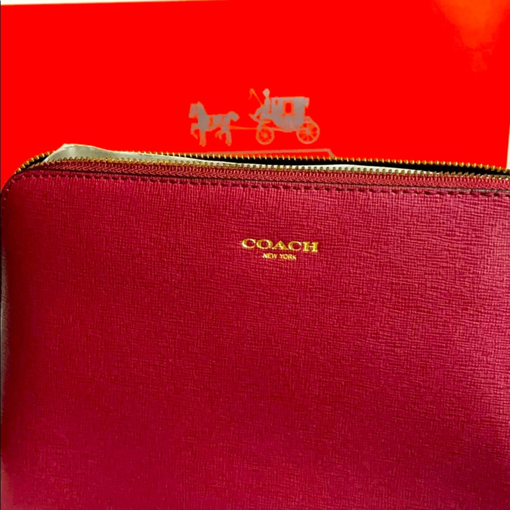 Coach cosmetic case